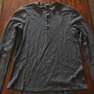 Men’s gray lulu lemon long sleeve thermal